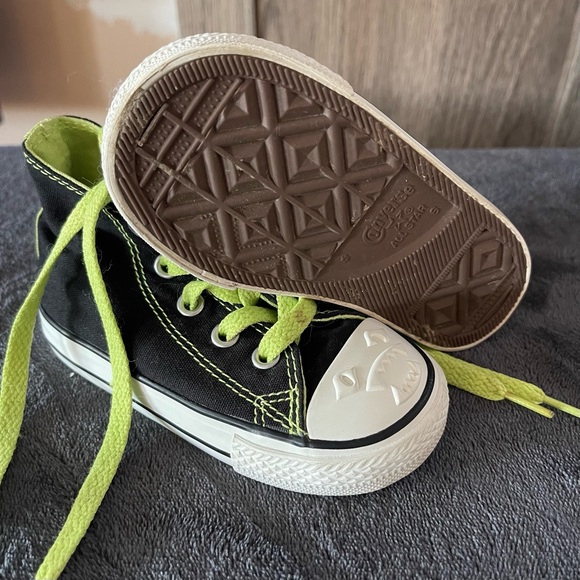 *SOLD* Toddler Boys Shoes Lot (Sizes: 6C, 7C, 8C) - Picture 2 of 5